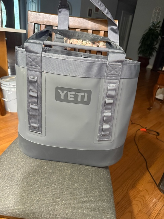 Yeti Other - Yeti Gray Soft-Sided Duffel Tote